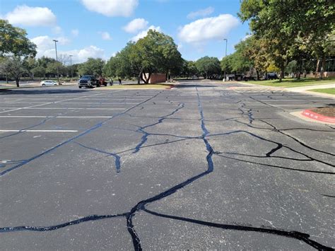 Atlanta parking lot crack repair contractor  ALASKA PAVEMENT MAINTENANCE CO